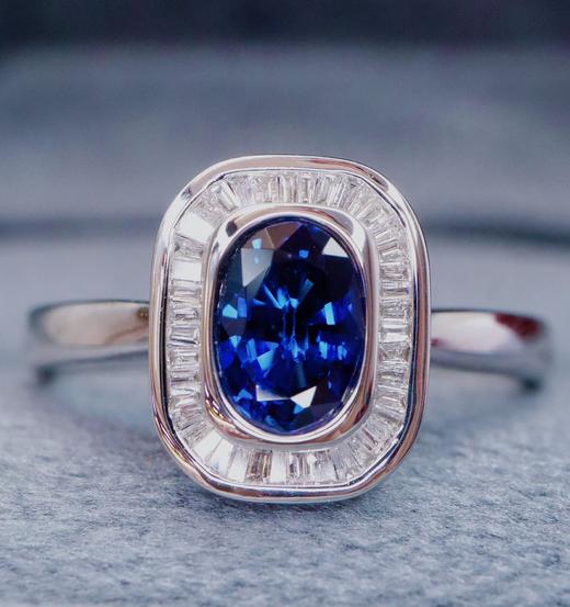 1.1ct 蓝宝石戒指 商品图2