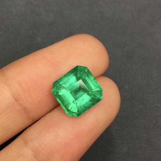 3.52ct 祖母绿裸石 商品图2