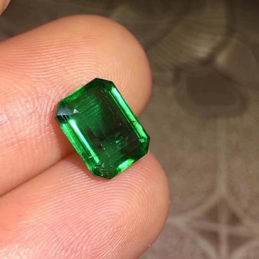 2.2ct 祖母绿裸石 商品图2