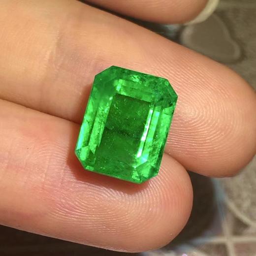 7.37ct  祖母绿裸石 商品图5