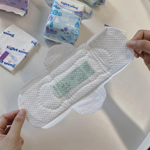 韩国品牌正品light wing轻翼卫生巾姨妈巾护垫日用夜用女便携 商品图7