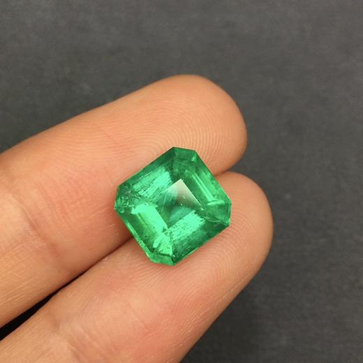 3.52ct 祖母绿裸石 商品图4