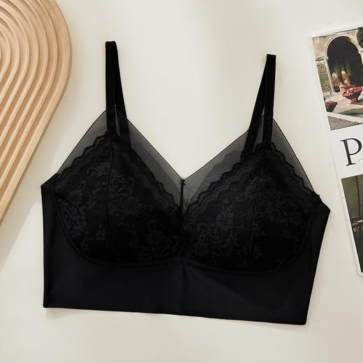 【49.9元2件❗️】法式珠光纱蕾丝边无痕一体洞洞杯薄款透气无钢圈聚拢文胸美背内衣HLY 商品图8