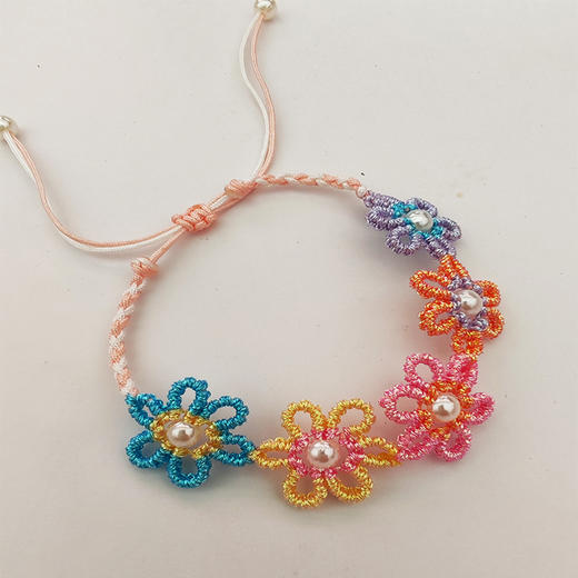 幻彩小花手链纯手工编织 商品图0