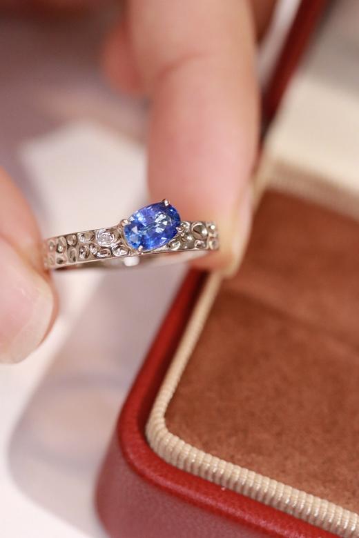 0.58ct 蓝宝石戒指 商品图3