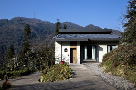 【峨眉山-268号院】2房/4房/18房温泉私汤小院，可单房预定，山里独院，看日出云海。ys 商品图6