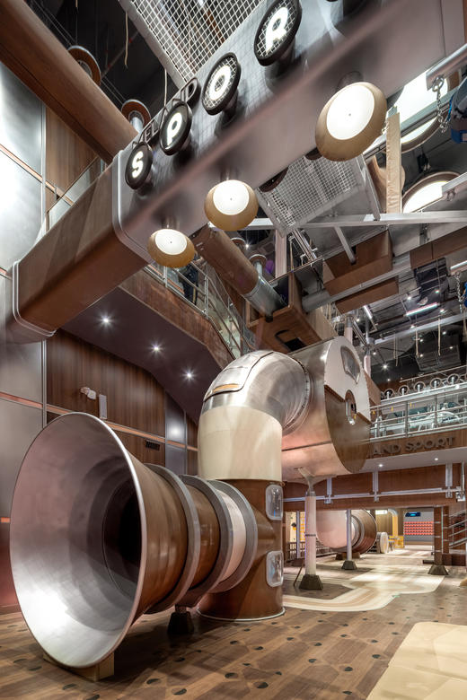 【万象城·MelandSport】110元单人/158元周中双人票/245三人票；夜场79元起~一票不限时畅玩，平日周末节假日通用！云端探险、抱石攀岩、魔方密室、赛博宇宙、萌宠动物、电玩世界 商品图0