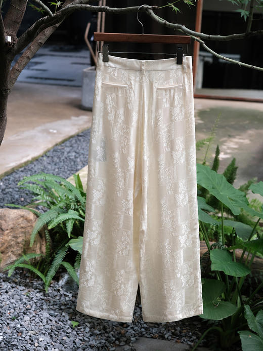 盛唐牡丹 |珍珠白Paisley纹冠乐绉女裤 商品图4