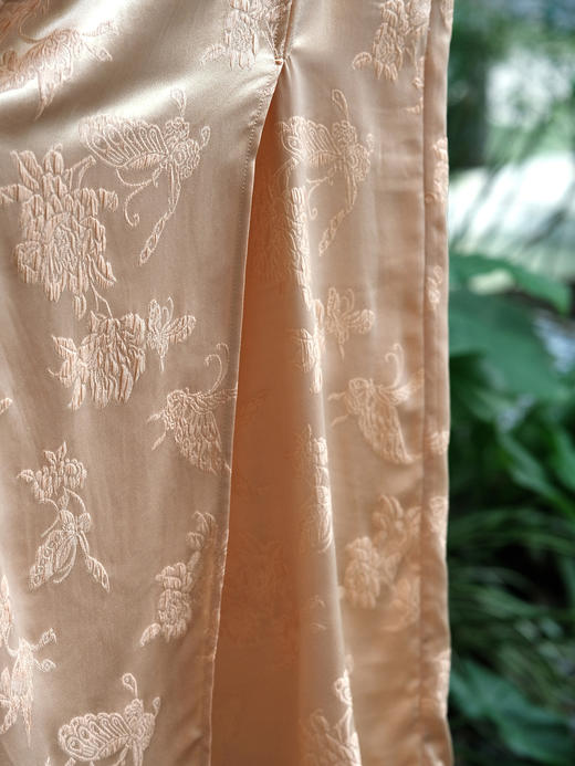 盛唐牡丹 |香槟色蝶恋花冠乐绉松紧腰半裙 商品图7