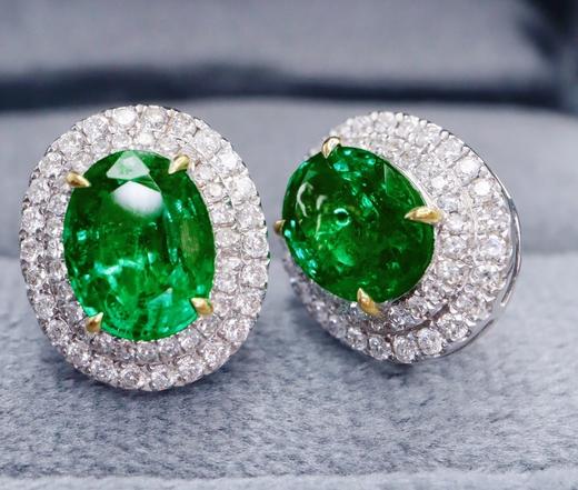 3.7ct 祖母绿耳钉 商品图1