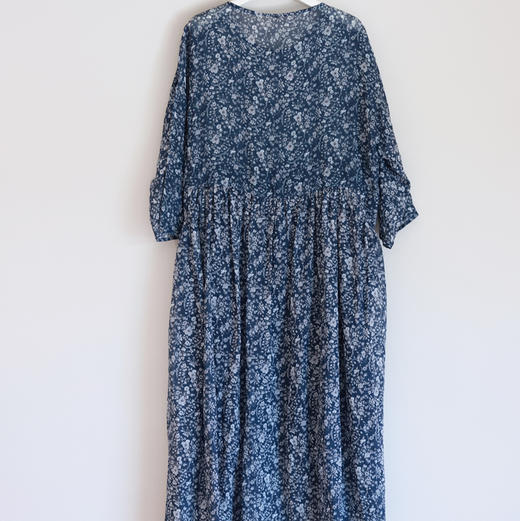 蓝小花苎麻连衣裙 商品图2