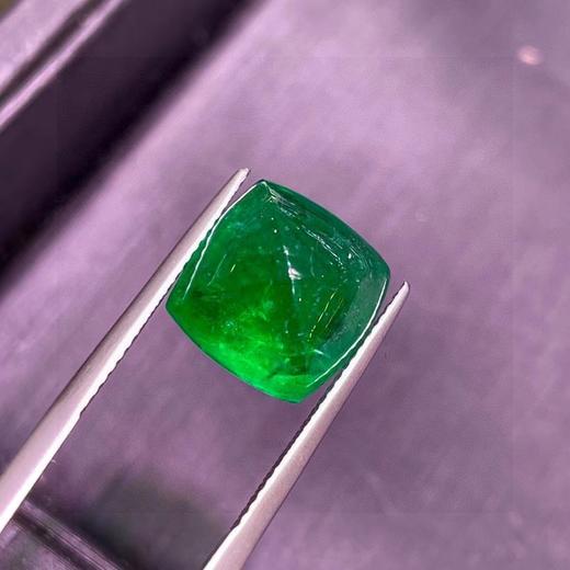 8.64ct 祖母绿裸石 商品图2