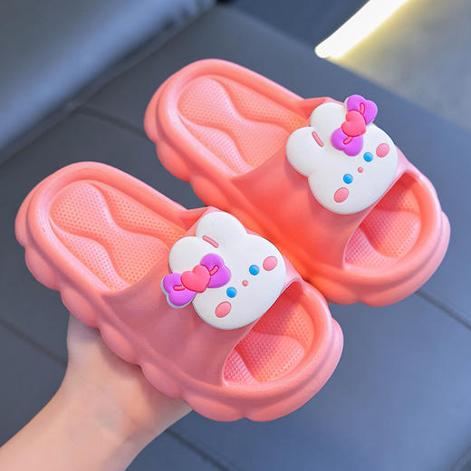 【敲可爱的图案！儿童凉拖鞋】夏季男女童室内防滑软底居家洗澡亲子大中小童宝宝凉拖，帮面采用卡通可爱的图案装饰，陪伴孩子趣味童年。ry 商品图2
