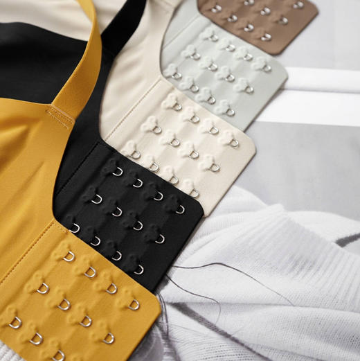 【99号】女士果冻条3D立体Bra聚拢无痕内衣软支撑无钢圈轻型文胸 商品图4