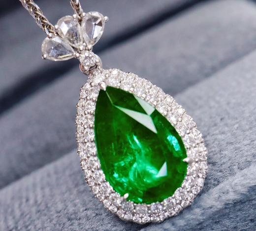 2.65ct 祖母绿吊坠 商品图0
