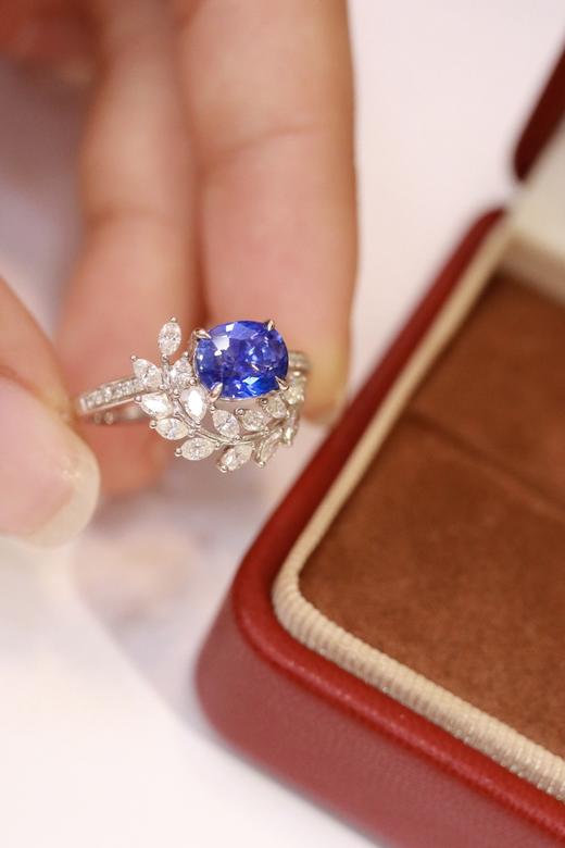 1.62ct 蓝宝石戒指 商品图1