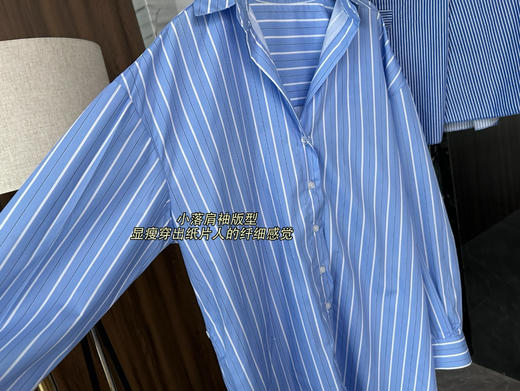 Ma*家早秋新款时尚蓝白条纹叠穿衬衫连衣裙 商品图12