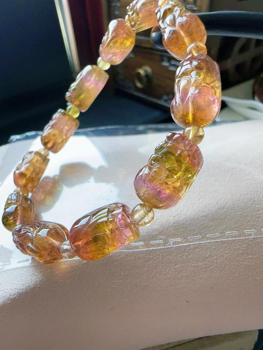 28.3g 雕刻碧玺手链 商品图3