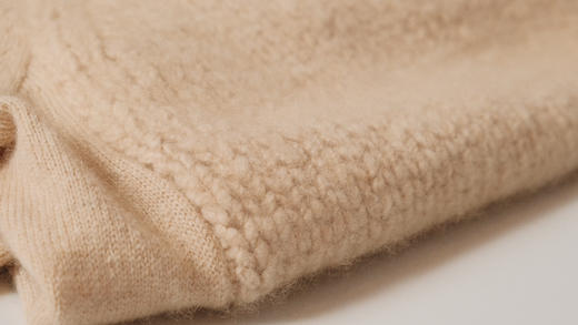 手工捻纱圆领羊绒套衫 商品图5