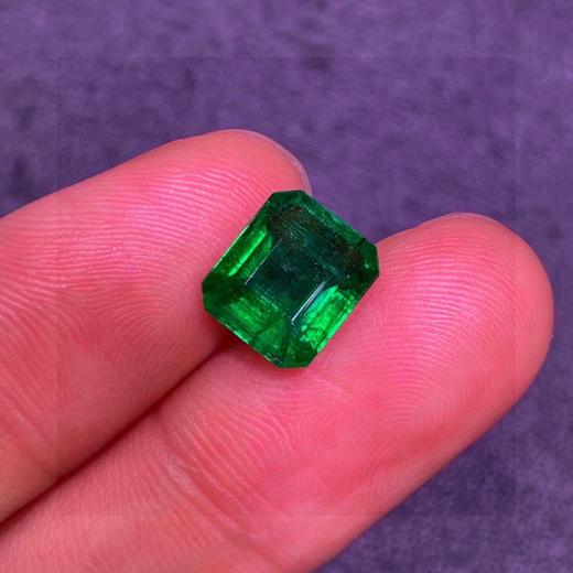 3ct 祖母绿裸石 商品图2