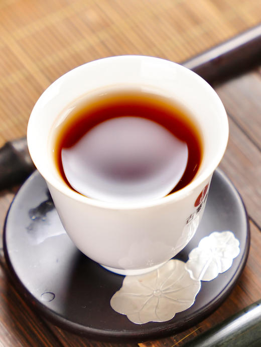 【限时回馈】古寨春【南糯山熟茶】2013年南糯山半坡老寨古树纯料；一款买完品尝之后被优秀震惊到的熟茶！357克/饼，五饼/提 商品图7