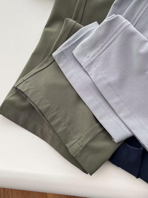 0束缚感，清爽舒适又透气！【lu家女士中长裤】swift科技面料 质地轻盈，具有良好的防水和吸湿排汗特性丨腰部弹力设计方便叠穿和穿脱  小腿后面位置3M反光标识高级有质感 商品图10