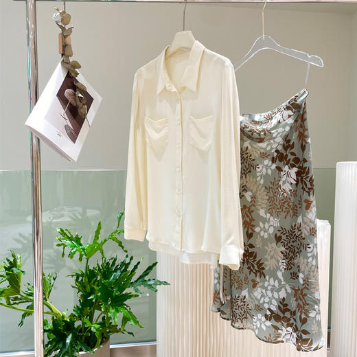 真丝防晒衬衫女2024春夏新款长袖宽松纯色100%桑蚕丝双绉砂洗上衣 商品图3