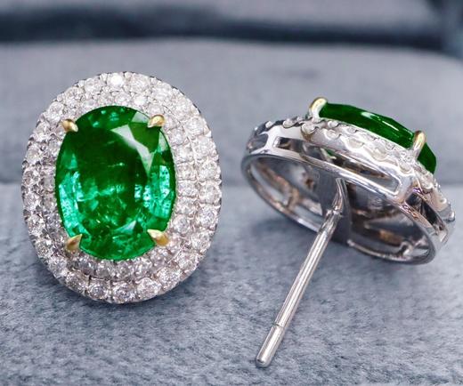 3.7ct 祖母绿耳钉 商品图0
