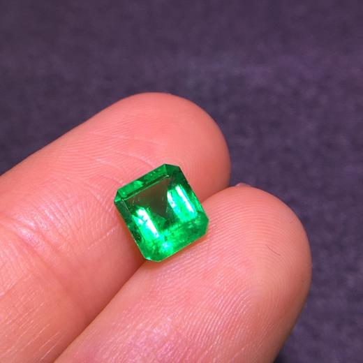 1.23ct 祖母绿裸石 商品图4