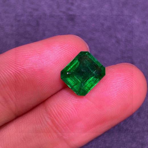 3ct 祖母绿裸石 商品图0