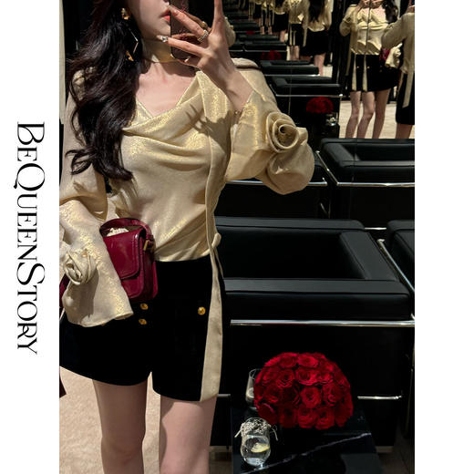 BeQueenStory【香槟玫瑰】时尚简约高级感手工花朵缎面丝滑收腰上衣 商品图4