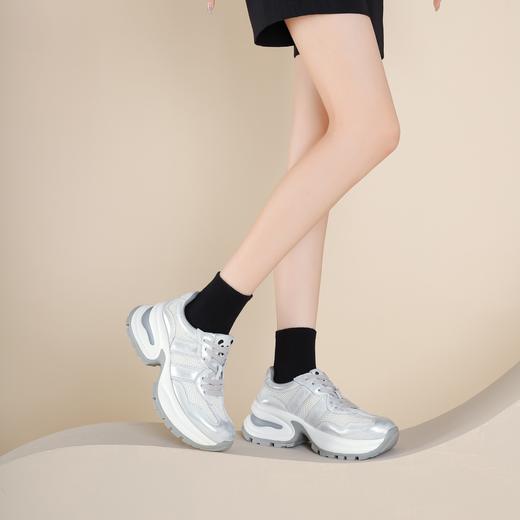 westory春秋新款休闲厚底轻便舒适圆头百搭老爹鞋板鞋S24CM74641 商品图5