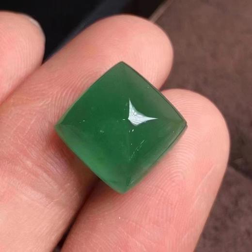 8.37ct 祖母绿裸石 商品图5