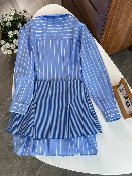 Ma*家早秋新款时尚蓝白条纹叠穿衬衫连衣裙 商品图9