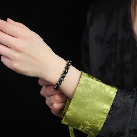 珩钻   新中式六字真言黑玛瑙烫金手串国潮手链8mm 商品图5