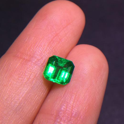 1.27ct 祖母绿裸石 商品图3