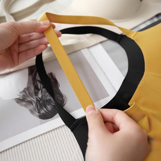 【99号】女士果冻条3D立体Bra聚拢无痕内衣软支撑无钢圈轻型文胸 商品图7