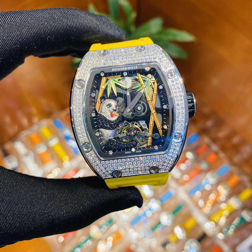 2024💍全新Richard Mille 💍理查德米勒，推出国宝猫熊圖案的RM 26-01，為RM系列珠寶時計又添一款新品。猫熊是全世界知名的一種動物，因外形友善可愛而廣受人們喜愛 商品图7