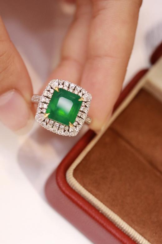 3.84ct 祖母绿戒指吊坠 商品图2