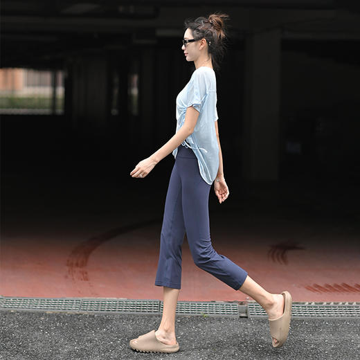 beemen宽松运动短袖 轻薄舒适 遮臀不尴尬 宽松藏肉肉 抽绳两穿短袖 跑步瑜伽健身T恤 商品图3