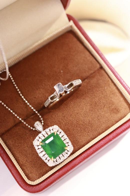 3.84ct 祖母绿戒指吊坠 商品图7