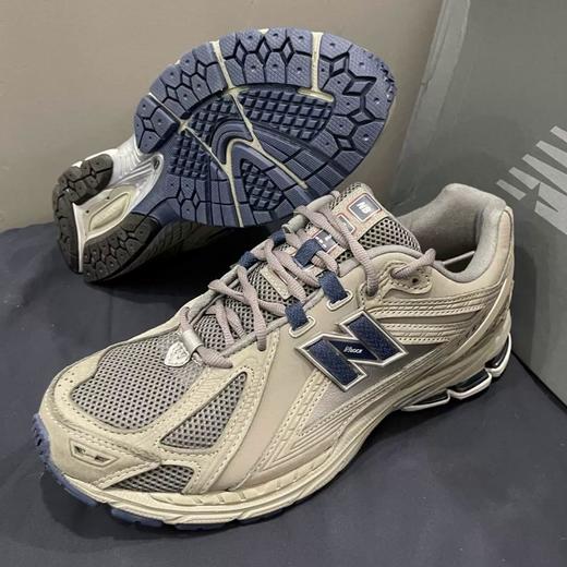【云粉节】 【7折】7楼 NewBalance男/女运动鞋吊牌价:1099元现价:989元 商品图0