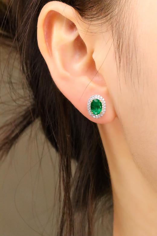 3.7ct 祖母绿耳钉 商品图4