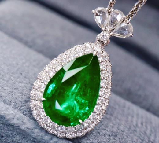 2.65ct 祖母绿吊坠 商品图2