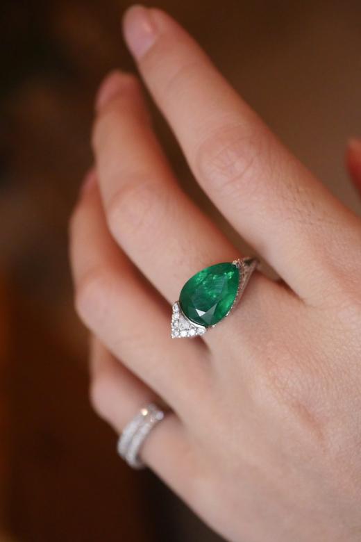 4.97ct 6.86g 祖母绿戒指 商品图2