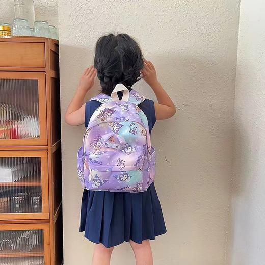 【开学季新款儿童双肩包】采用尼龙材质，耐磨耐脏一擦即干净❗️双肩透气肩带，不勒肩膀 肩感舒适❗️小学生新款玉桂狗美乐蒂超轻外出旅游上学双肩包Y 商品图2