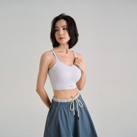 【裸感面料】一体式胸垫运动背心 后背可调节交叉绑带 一片式激光切割 无痕胸衣 中高强包裹好 无束缚 商品图3
