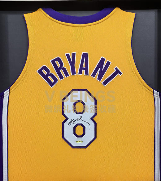 收藏系列 科比 湖人队8号黄色 亲笔签名球衣 商品图1