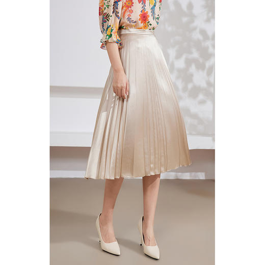 乔万尼新款半身裙a字裙缎面高级感EM2D829 商品图2