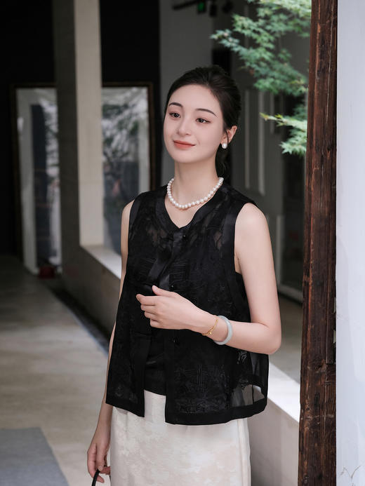 盛唐婧 |桑蚕丝真丝绡短款马甲-黑色 商品图1